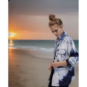 L Anthropologie Avec Les Filles Shiloh Tie-Dye Denim Shirt Jacket Size Xl